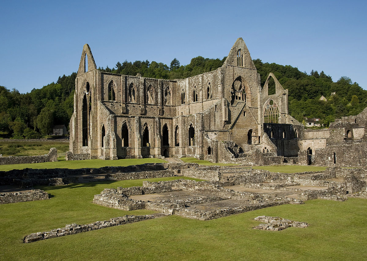 Tintern_Abbey